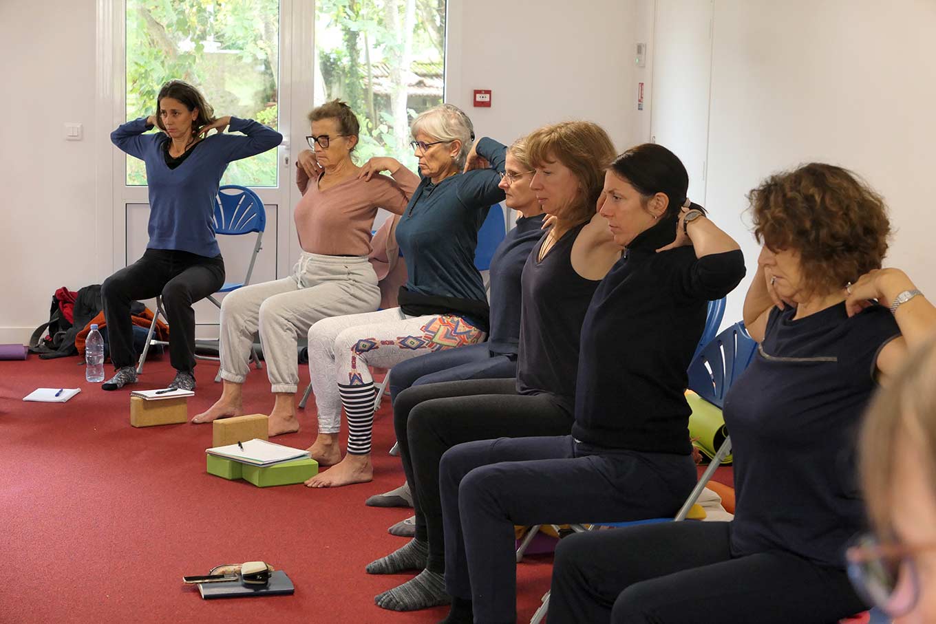 Cours de Yoga sur chaise à Marseille